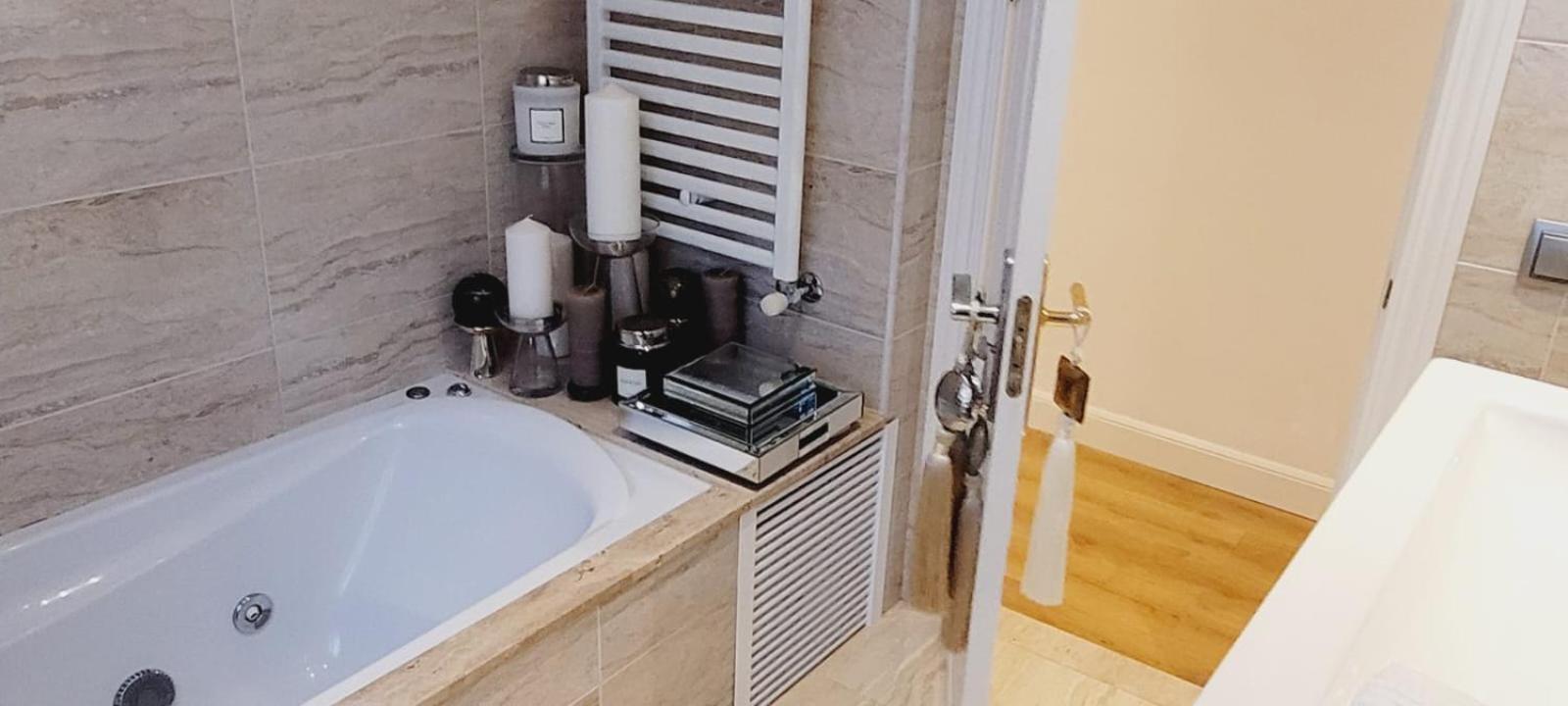 Premium Penthouse For 4 Adults In The Heart Of The * Oviedo